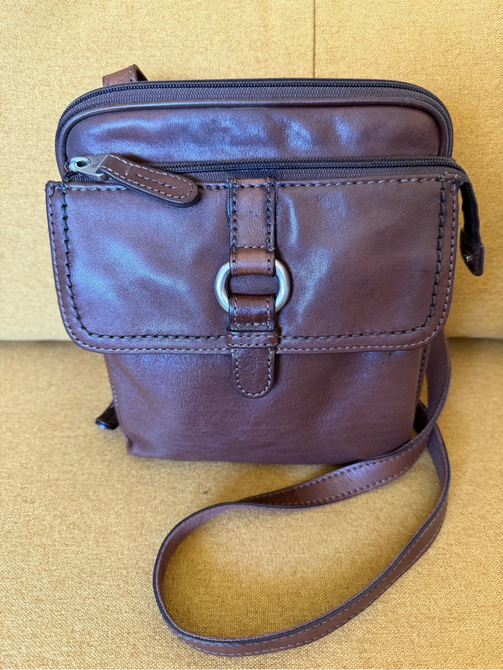 Fossil Brown Leather Crossbody Organizer Bag Adjustable Strap Vintage Style